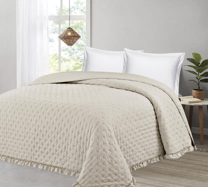 LORENA HOGAR Colcha Modelo FLOR Rosa Claro Minimalista y Ligera para Días Calurosos Tamaño Queen Ideal para Cama Frescura y Elegancia