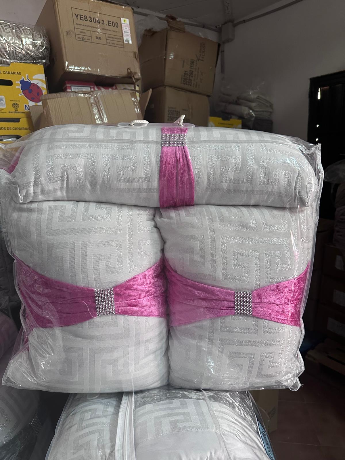 Edredón brillo Verse / 250x260 / para camas de 150 LORENA HOGAR