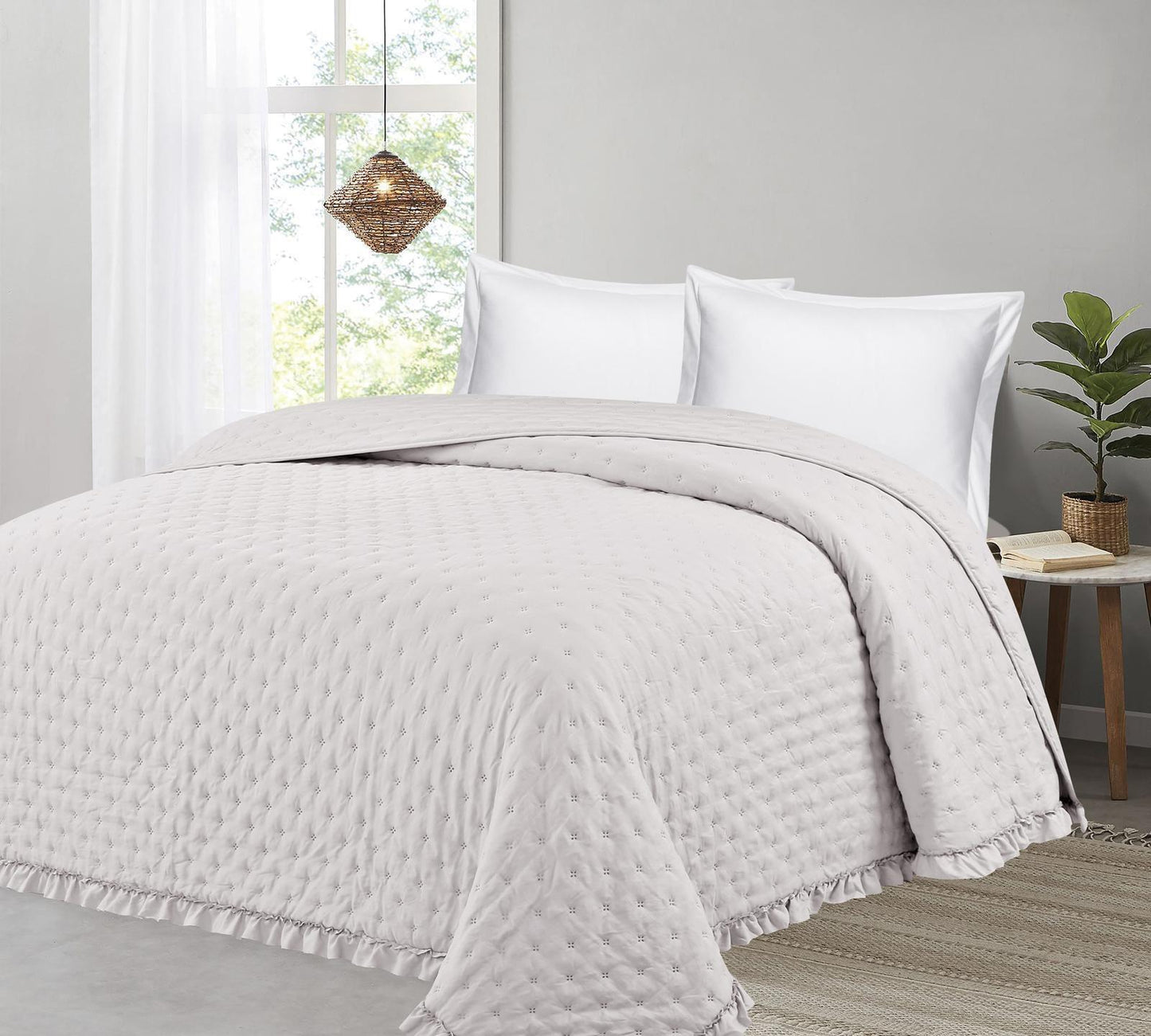 LORENA HOGAR Colcha Modelo FLOR Rosa Claro Minimalista y Ligera para Días Calurosos Tamaño Queen Ideal para Cama Frescura y Elegancia