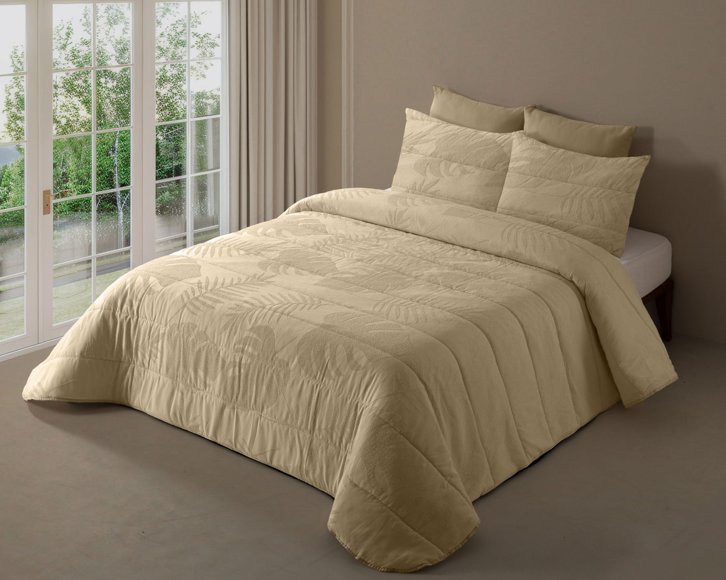Colcha Noémie  Jacquard de Terciopelo con Relieve  Medida 250x270 cm + 2 Cojines Rellenos