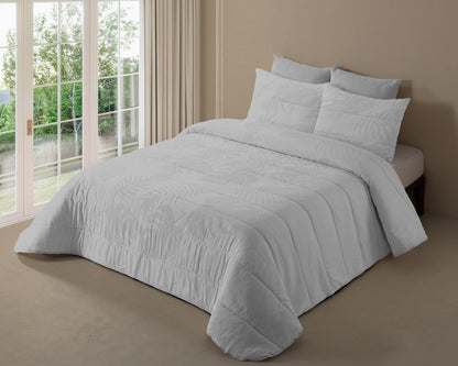 Colcha Noémie  Jacquard de Terciopelo con Relieve  Medida 250x270 cm + 2 Cojines Rellenos