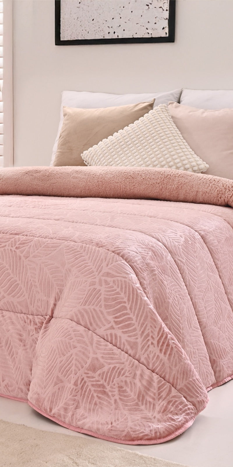 Edredón Fiorenza Jacquard con Sherpa  Elegancia y Calor para tu Invierno