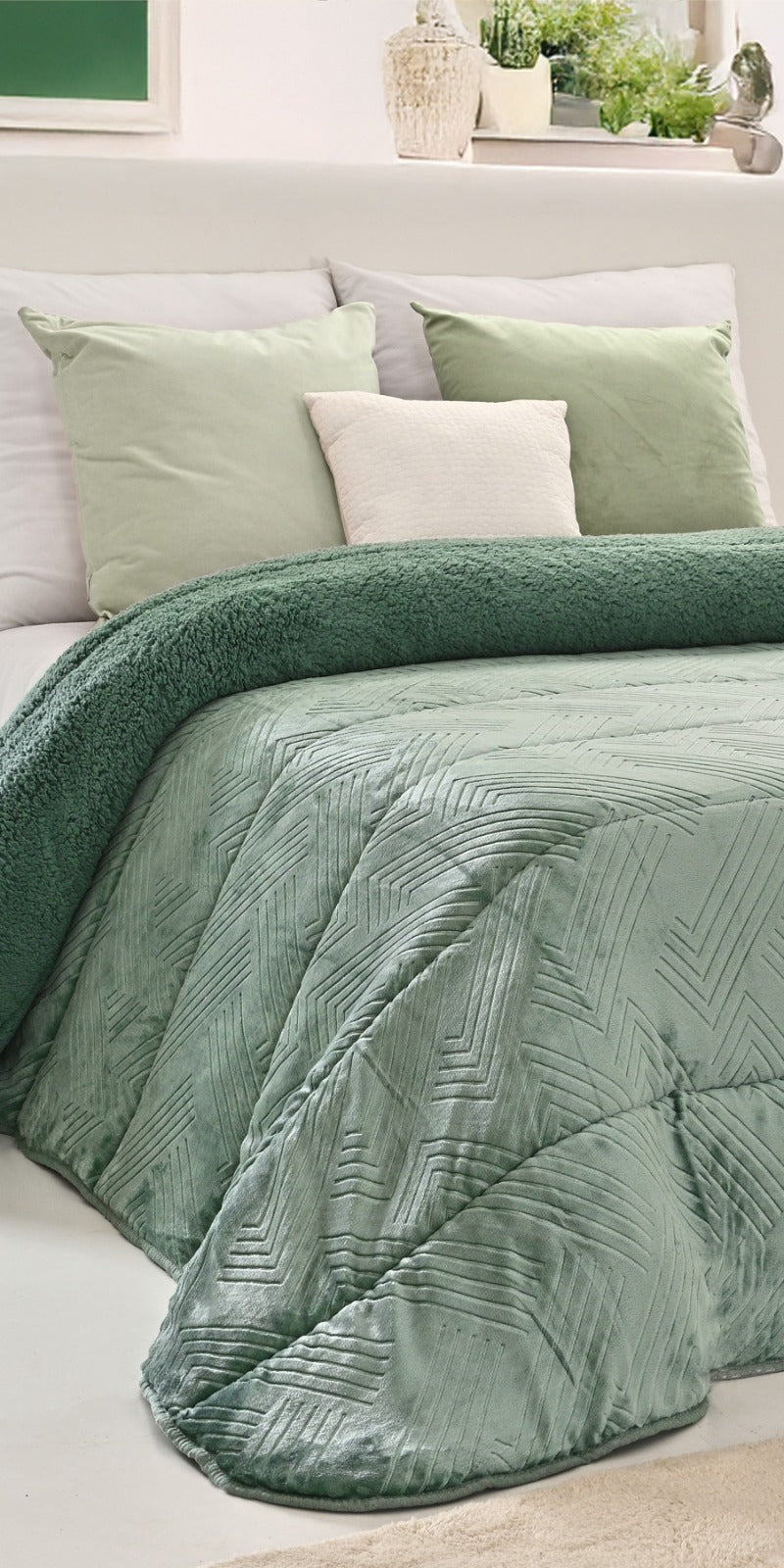 Edredón Fiorenza Jacquard con Sherpa  Elegancia y Calor para tu Invierno