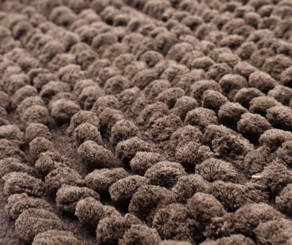Alfombra Pompom Multifunción – 50x80 cm – Suave y Antideslizante