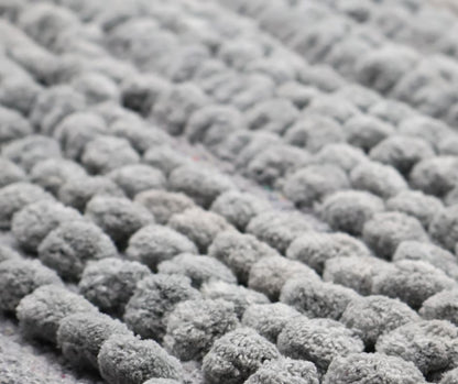 Alfombra Pompom Multifunción – 50x80 cm – Suave y Antideslizante