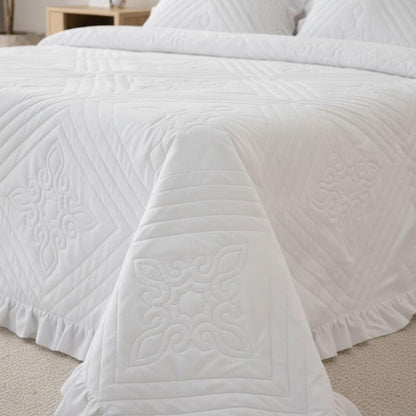 Colcha Bouti Suki – Diseño Elegante y Acabado de Calidad