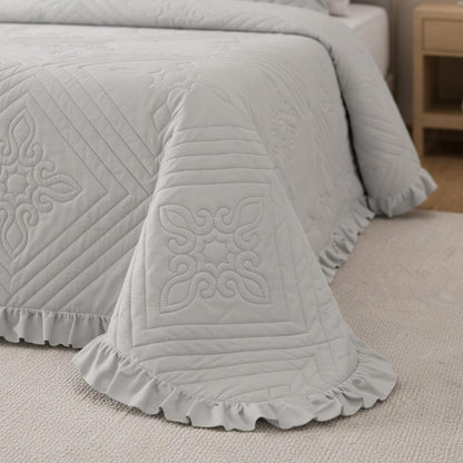 Colcha Bouti Suki – Diseño Elegante y Acabado de Calidad