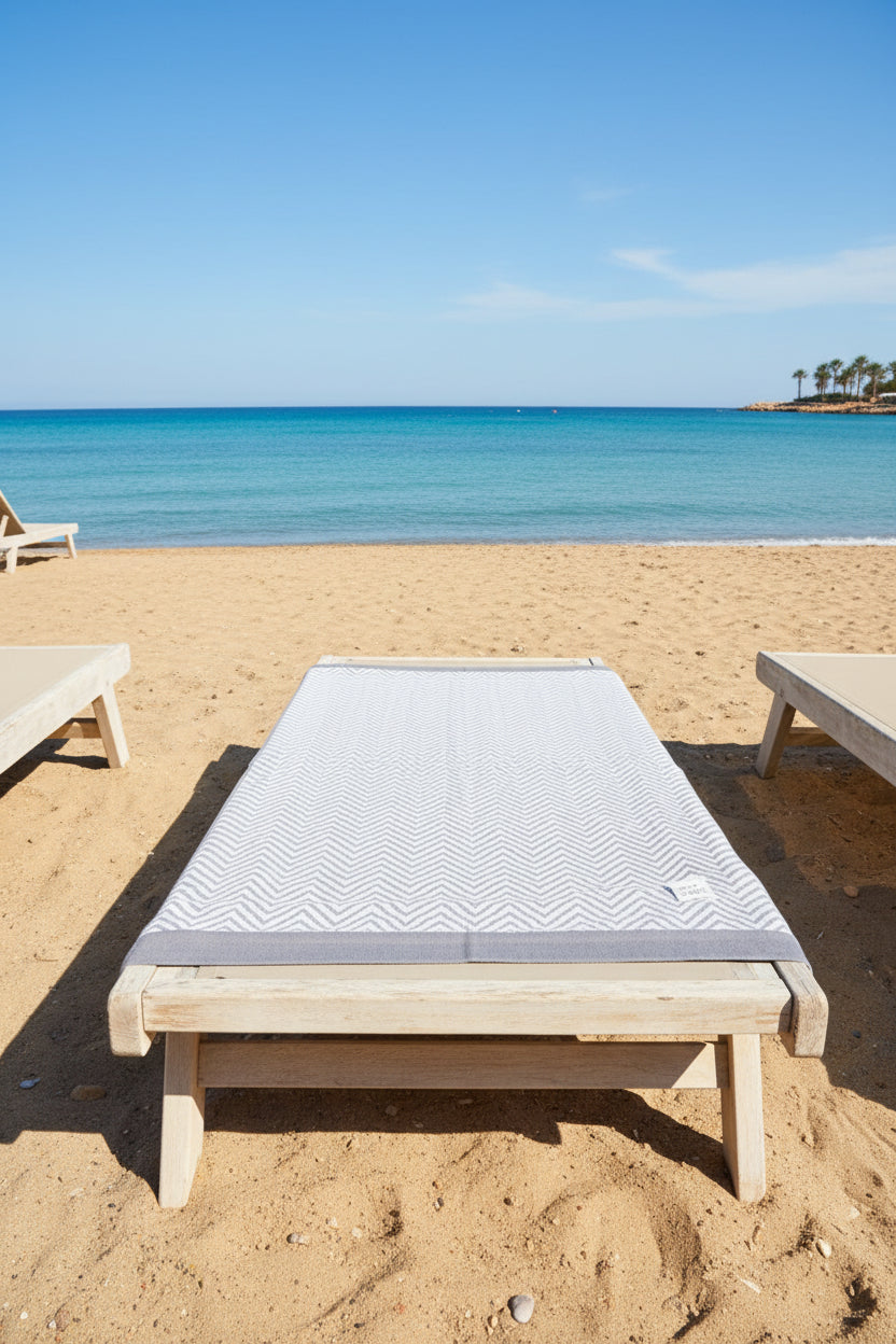 Toalla de piscina XXL 100x180cm | Suave, absorbente y colorida | Lorena Hogar varios modelos)