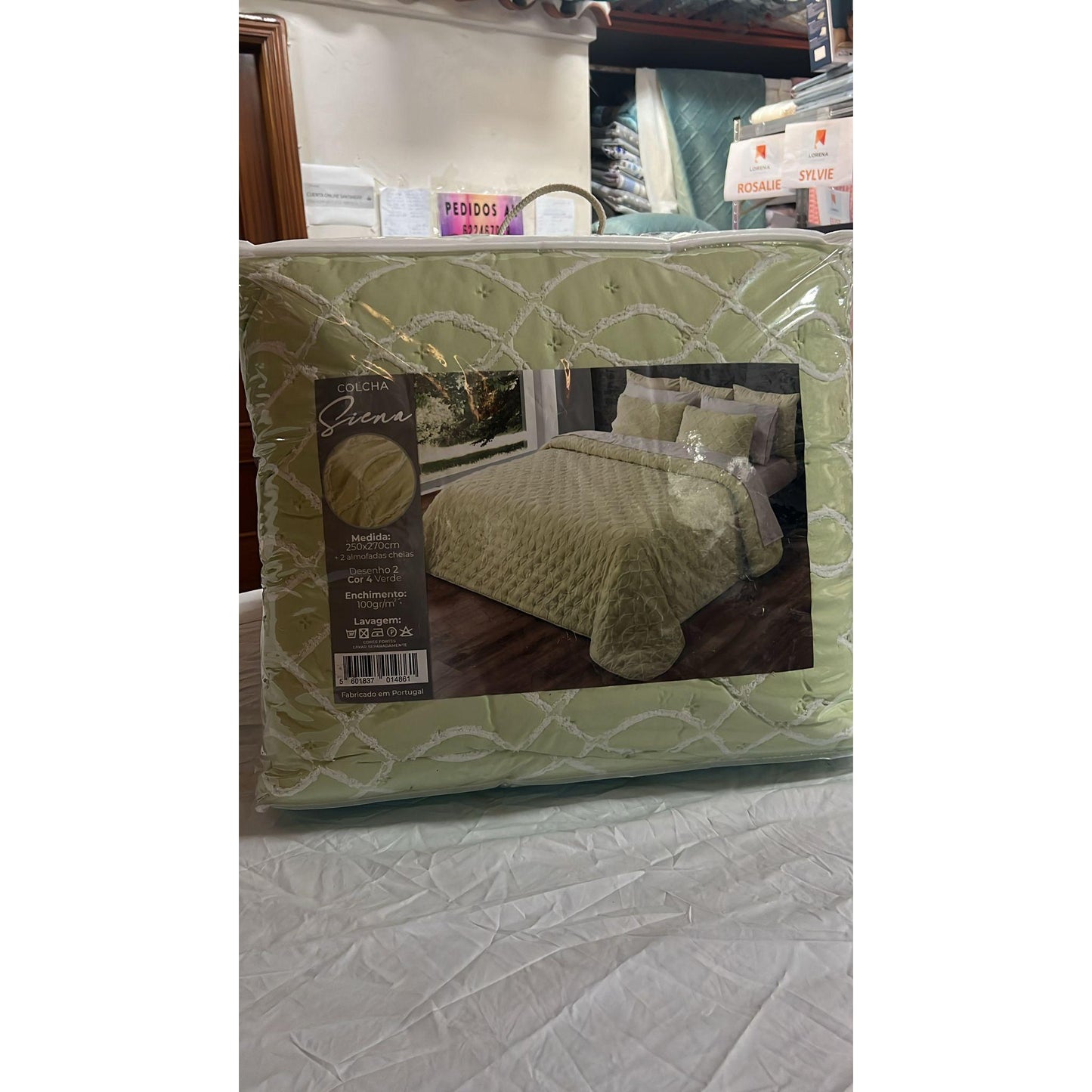 Colchas variadas precio BOMBA I LORENA HOHAR I 250x270 con dos cojines