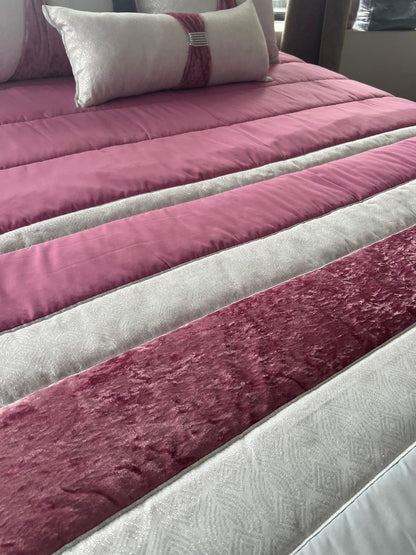 Edredon Crystal Brillo I Medidas 250x260 I Para camas de 150 I Incluye 3 cojines