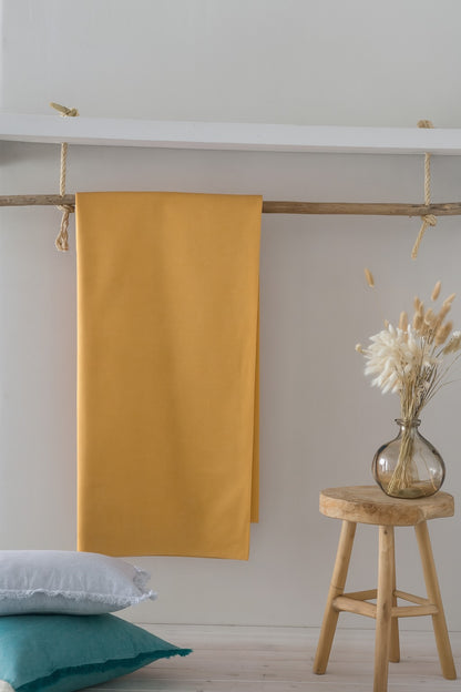 Manta Decorativa Kasia  Colores Naturales y Elegantes