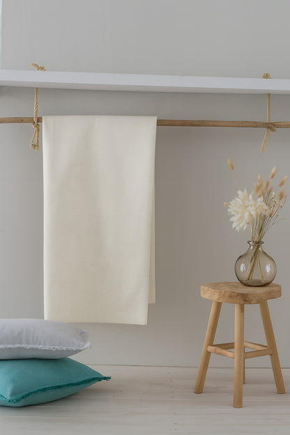 Manta Decorativa Kasia  Colores Naturales y Elegantes